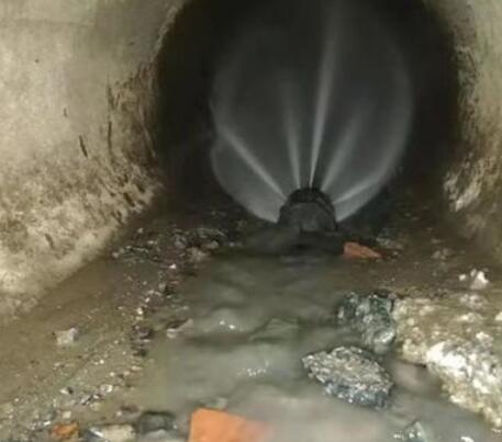 新泰市政管道清淤